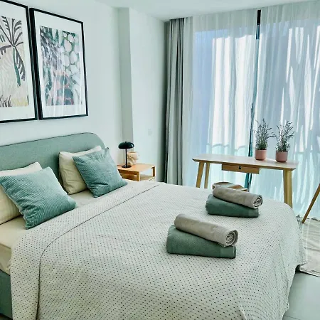 Lägenhet Medanojoy3-a Brand New 60m From The Ocean *